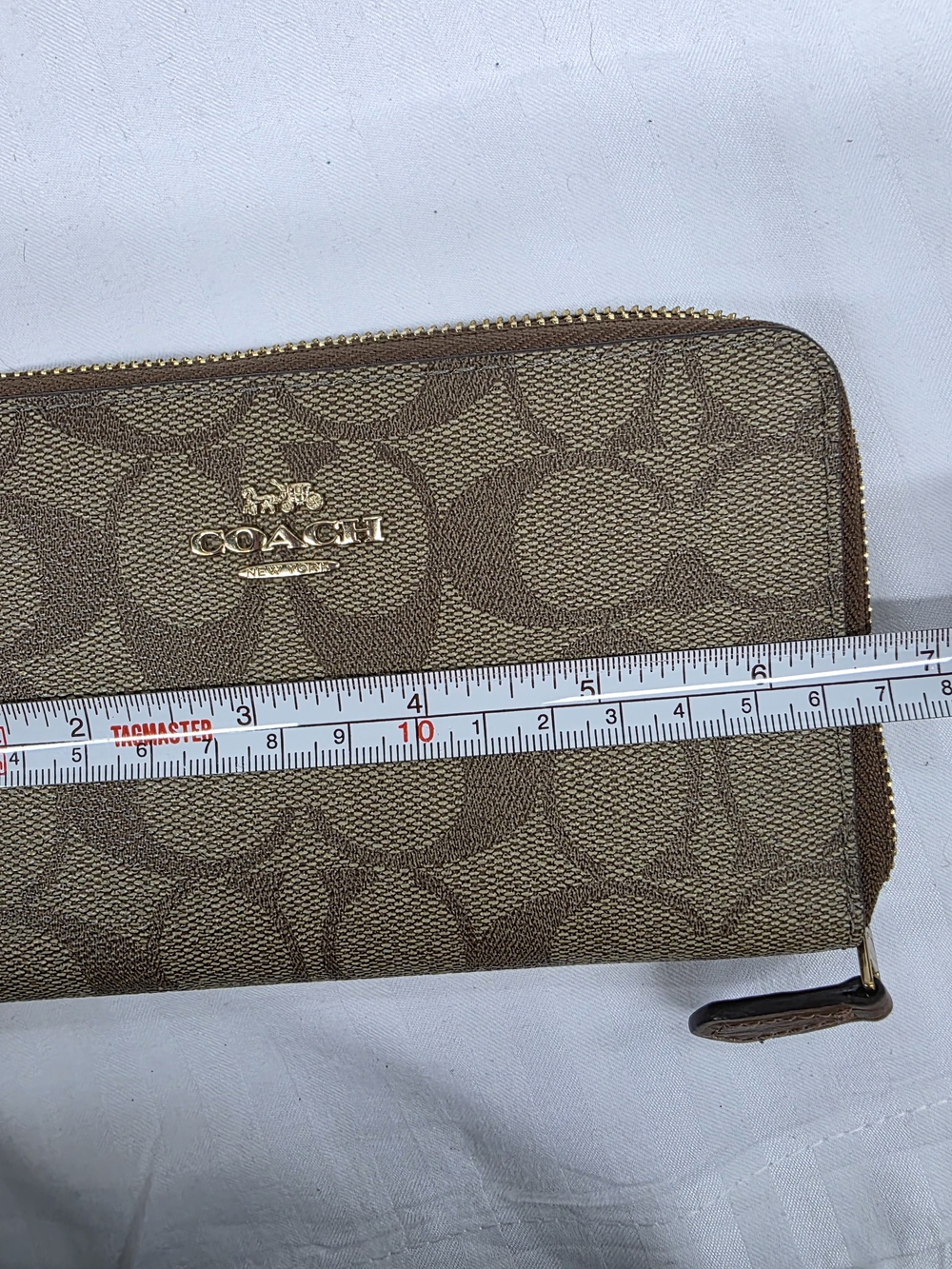 Coach Brown/Tan Signature Zip Wallet - Picture 3 of 6